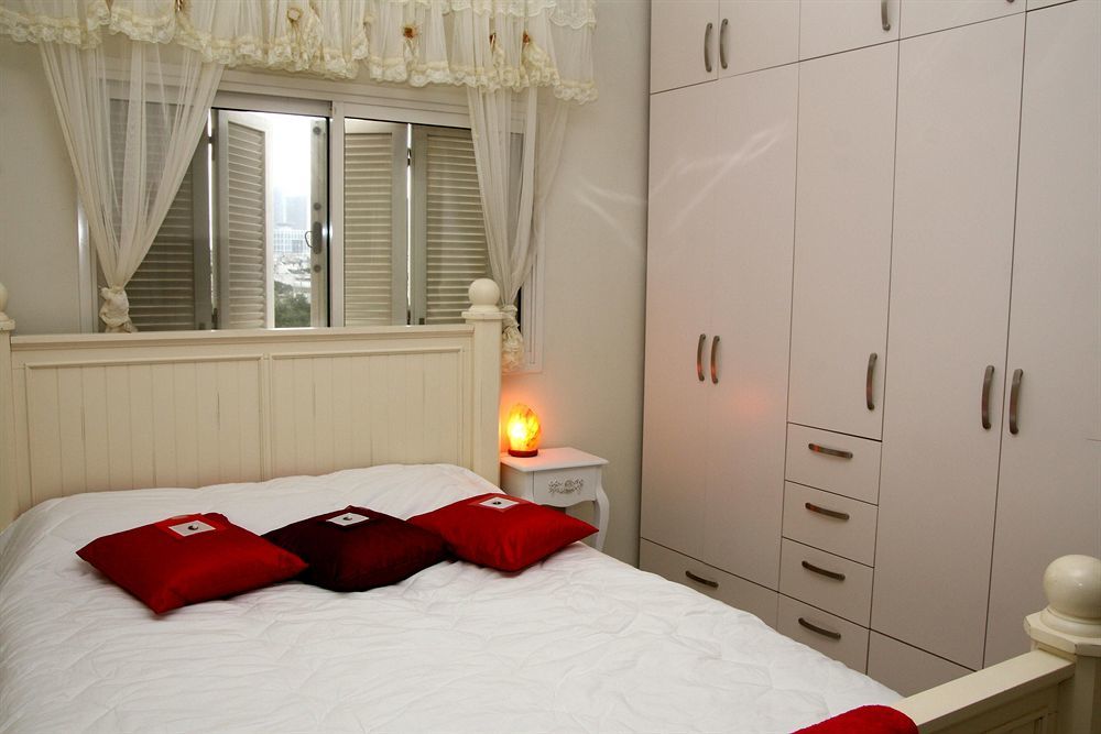 Yarden Sea Side Apartments Tel Aviv Quarto foto